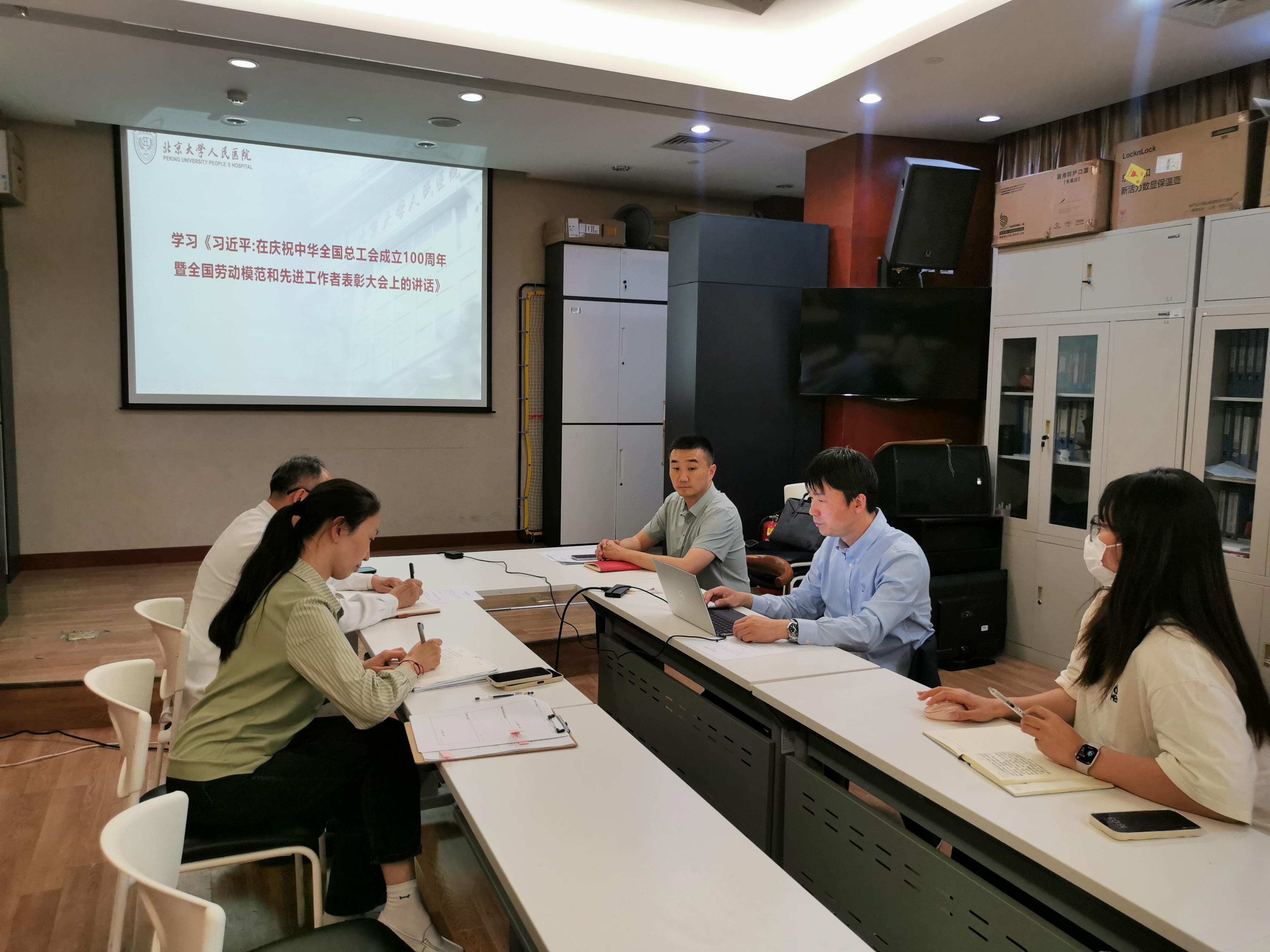 eb2121e1be6c411fbbe724e7440b0314.jpg