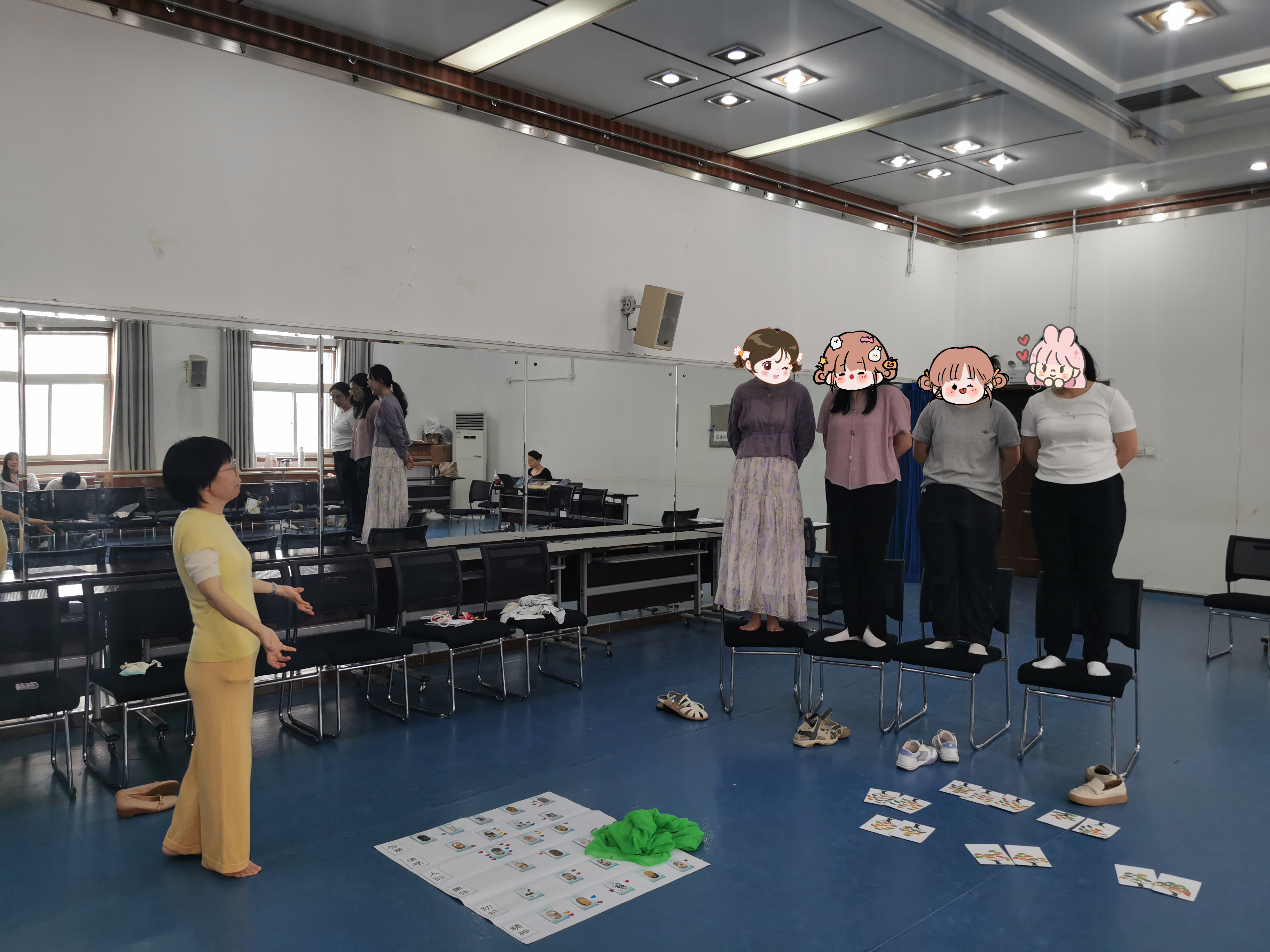 d05d88fce3c64078bb6fdb15b2545a01.jpg