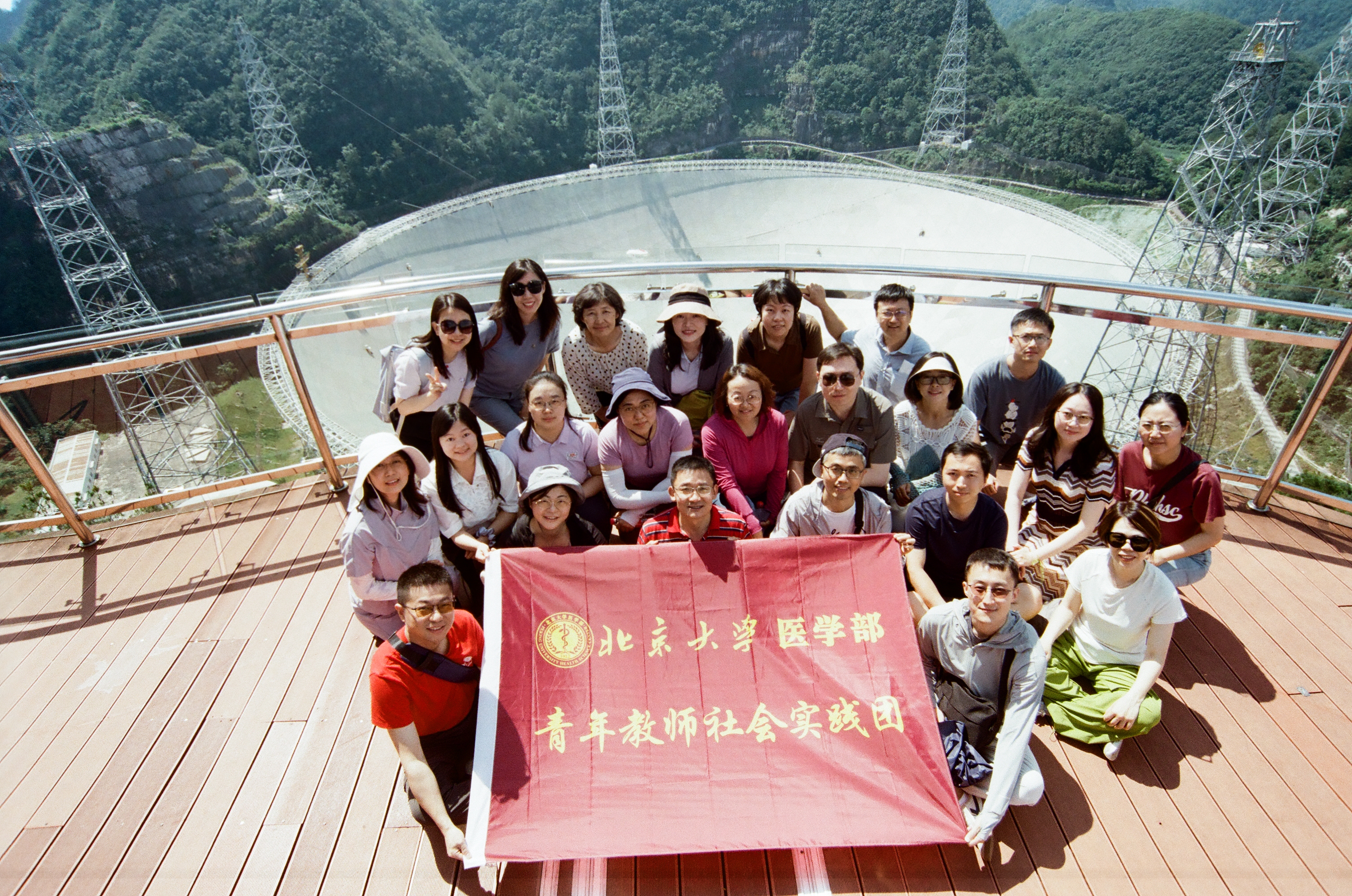 cfcacfadd4984e28b342f1ba811c68a4.jpg