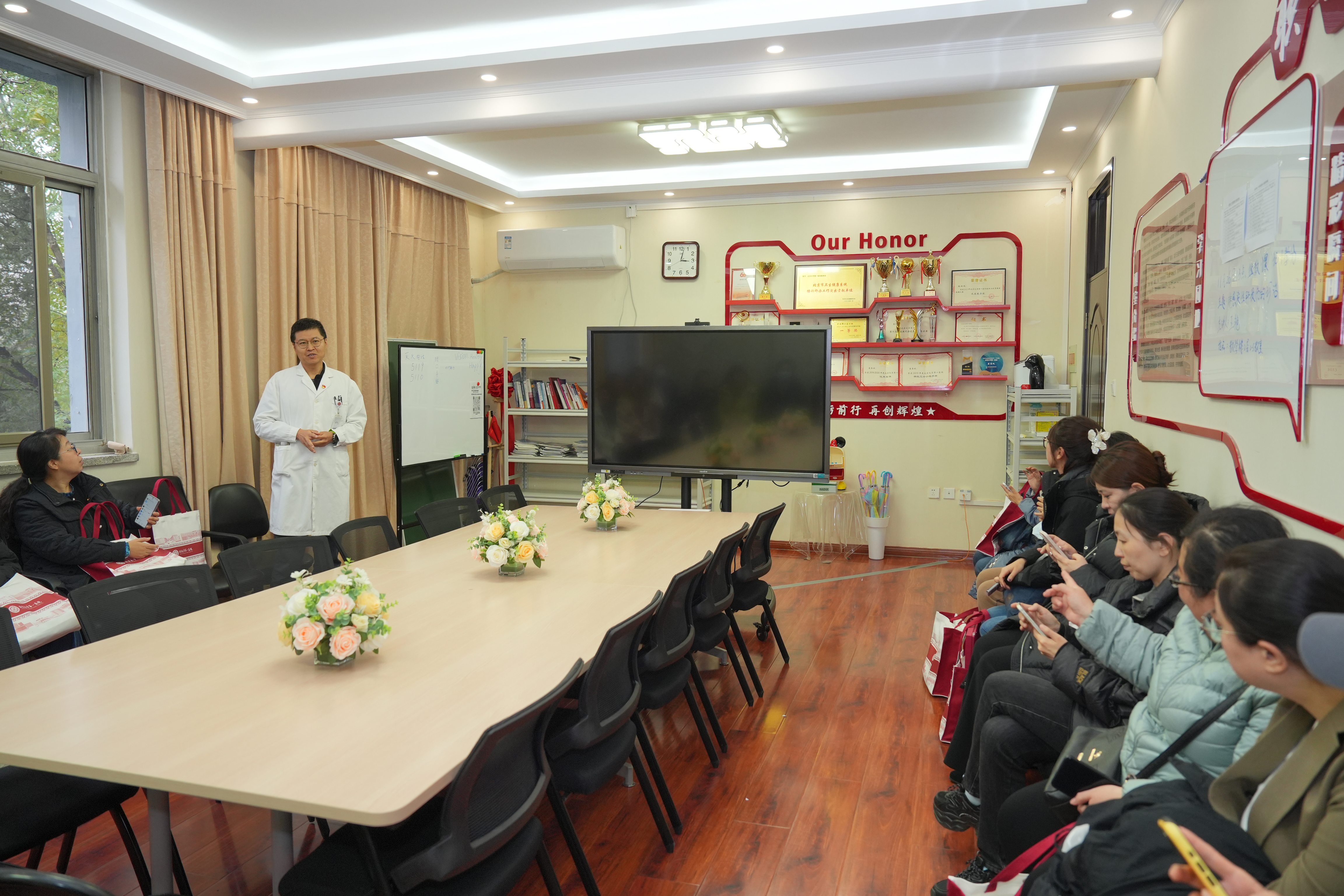 4051a12d06fe4e40b5948d7a82d18bbe.jpg 4051a12d06fe4e40b5948d7a82d18bbe.jpg